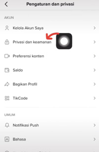 4. Kemudian Pilih Pengaturan dan Privasi