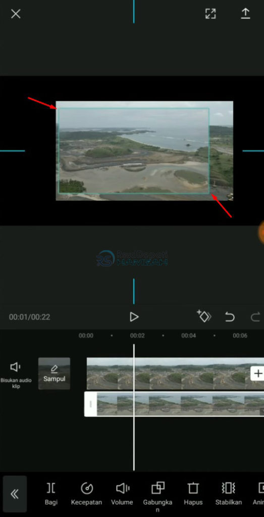 cara menggabungkan 2 video menjadi 1 layar di capcut