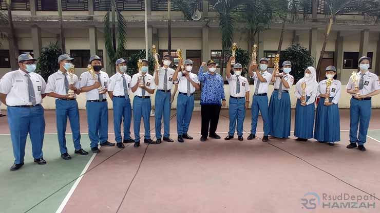 Program Pendidikan SMKN 1 Surabaya