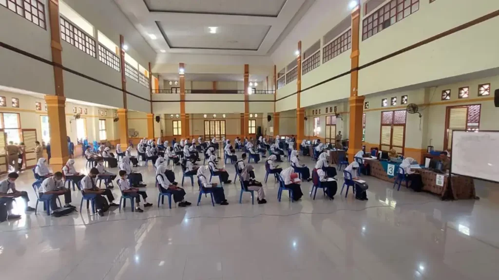 Syarat Masuk SMA Negeri